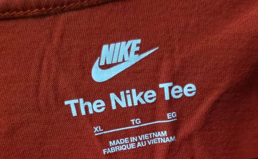 Nike Basketball Graphic T-Shirt Red XL